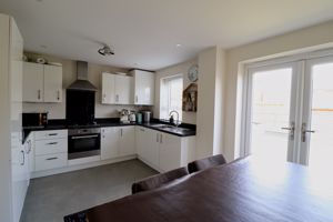Kitchen/Diner- click for photo gallery